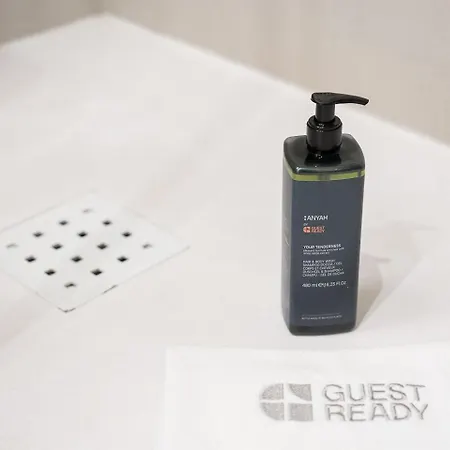 Guestready - Center With Balcony Lejlighed *