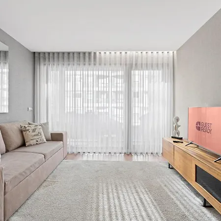 דירה Guestready - Center With Balcony *