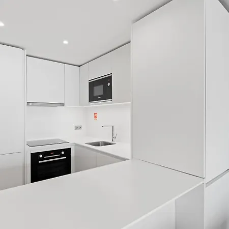 Guestready - Center With Balcony דירה *