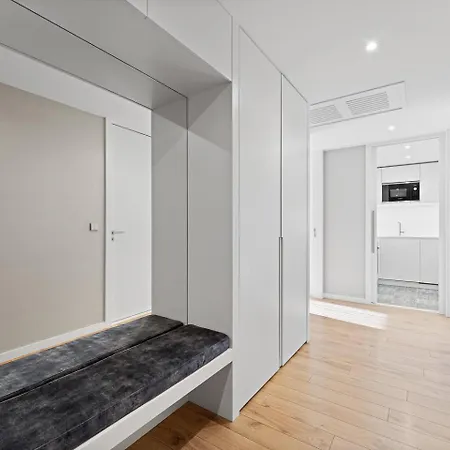 Guestready - Center With Balcony פורטו