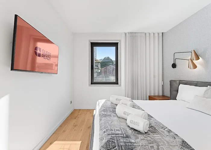 Guestready - Center With Balcony *