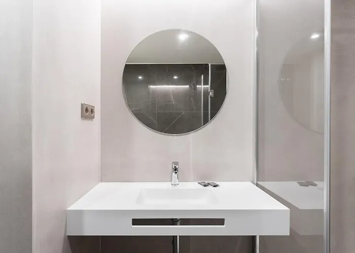 Guestready - Center With Balcony * Oporto