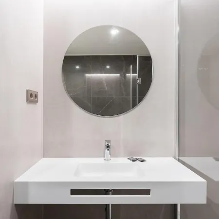 Guestready - Center With Balcony * Oporto
